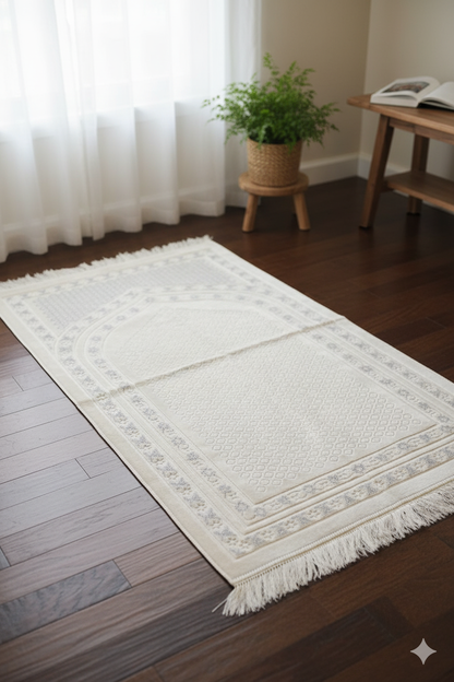 Luxury Velvet Prayer Mat - Plush & Soft Seccade