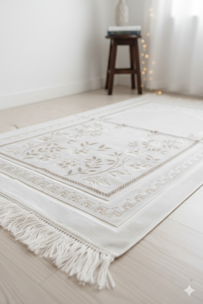 Luxury Velvet Prayer Mat - Plush & Soft Seccade