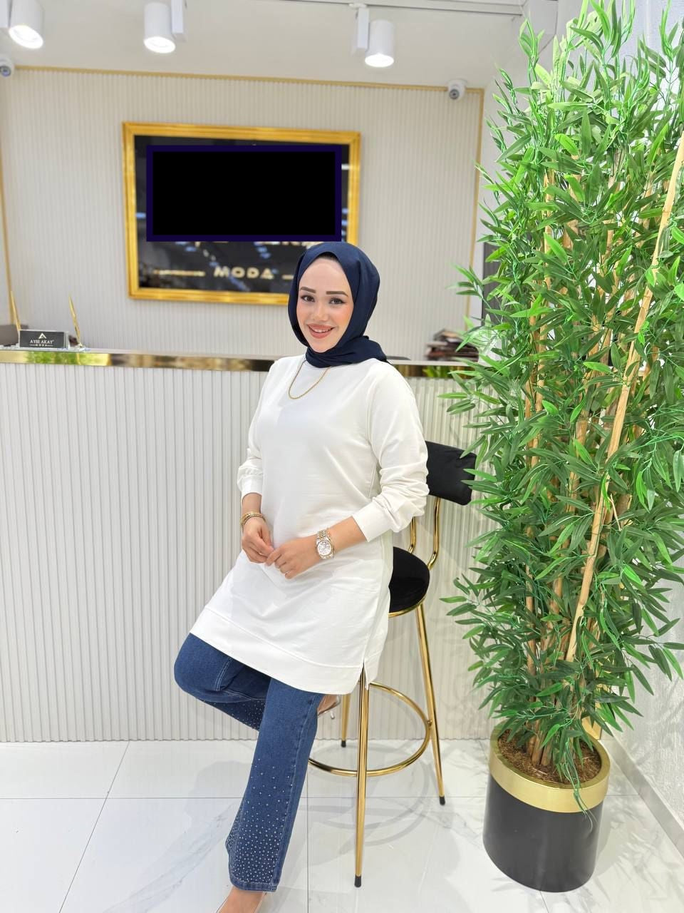 Minimal Pocket Tunic